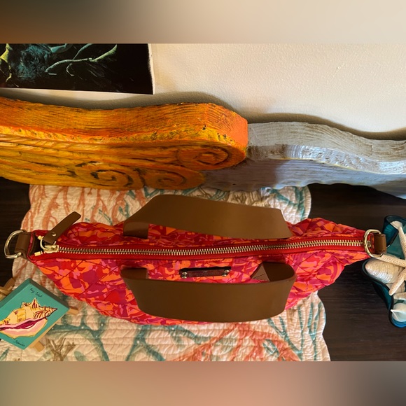 Kate Spade Newbury Park Riley Vivid Crossbody Bag - Picture 5 of 16